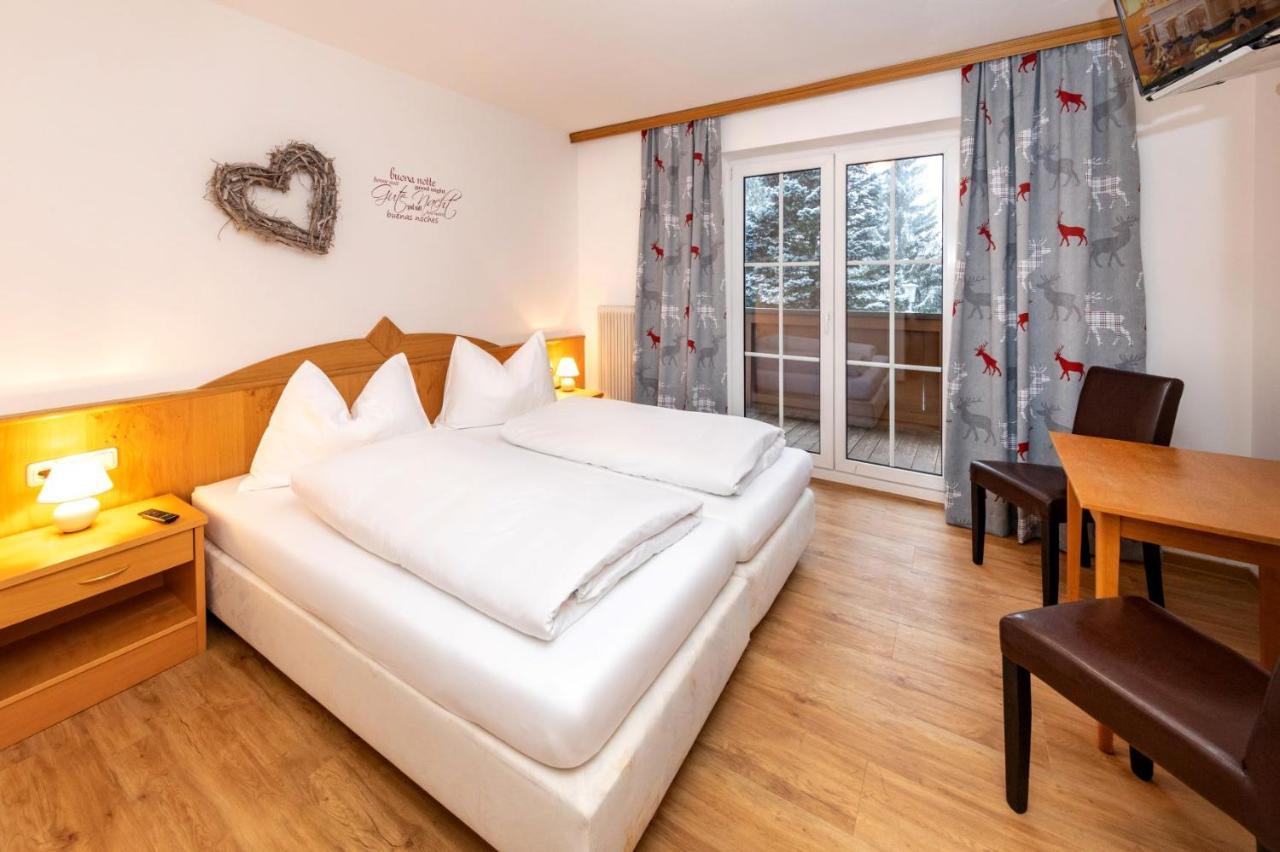 Pension Alpenrose Майсхофен Экстерьер фото